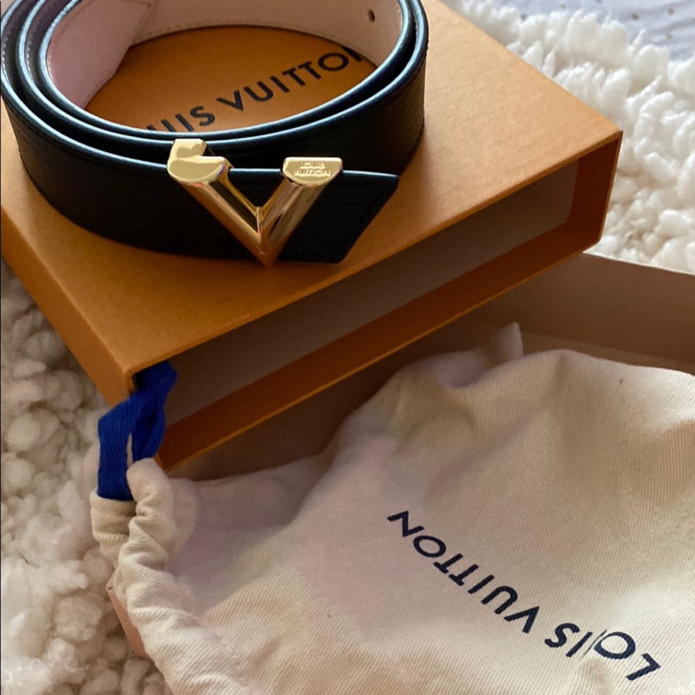 Louis Vuitton Black and Gold Belt Accessory
